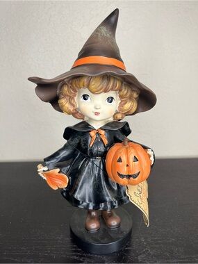 NEW Sweet Street Halloween Witch Girl Figurine